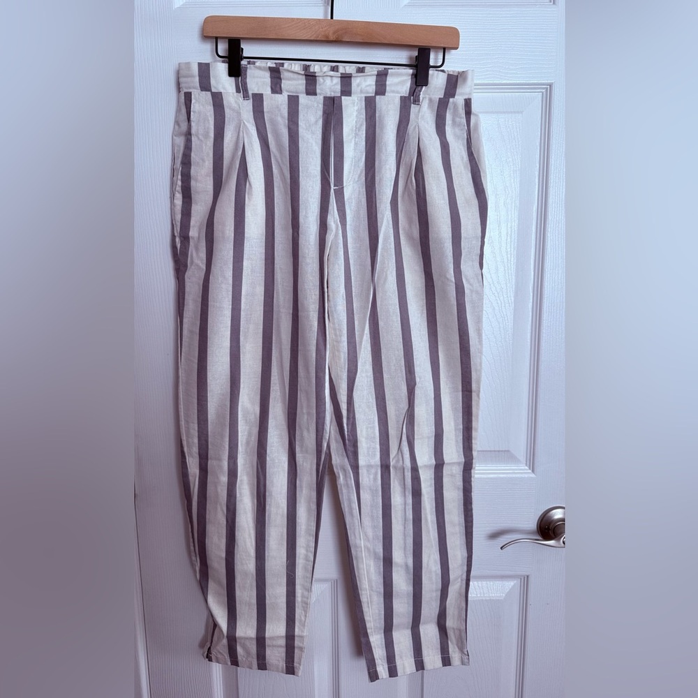 Women’s Striped Gray and White Chinos